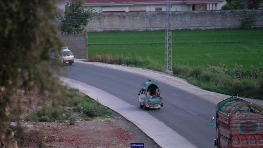 巴基斯坦乡村道路地拍视频素材模板下载