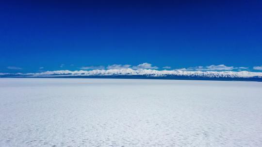 哈拉湖团结峰祁连雪山航拍延时