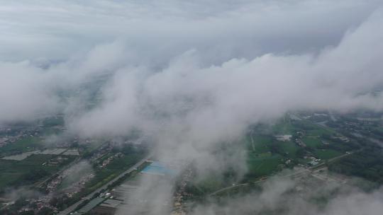 穿云云层平流雾航拍视频素材模板下载
