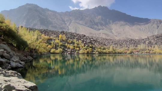 巴基斯坦斯卡杜的上卡丘拉湖视频素材模板下载