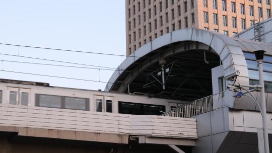 地铁地面高架桥出站视频素材模板下载