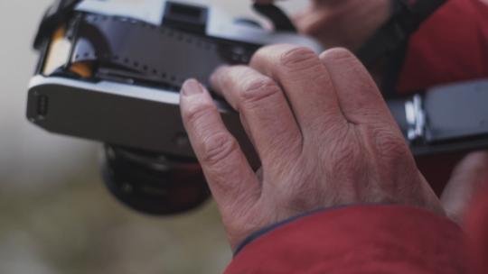 复古相机的特写镜头视频素材模板下载