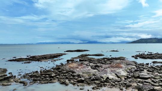 航拍广东惠州巽寮湾海岸线岩石海滩自然海景