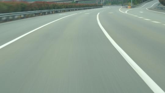 高速公路速度感高速行驶路面速度激情赛车