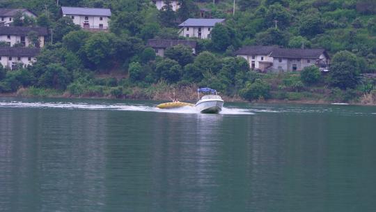 游客东江湖景区水上运动体验4