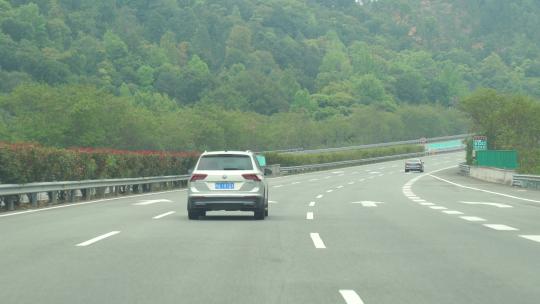 汽车高速公路行驶第一视角行车记录仪视角