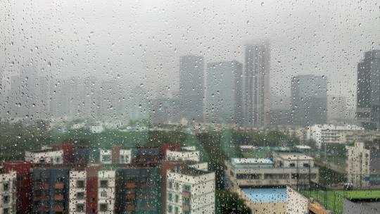 雨天商业中心科技园烟雨蒙蒙