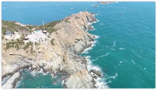 青岛灵山岛运来石千层岩景区4K航拍视频素材模板下载