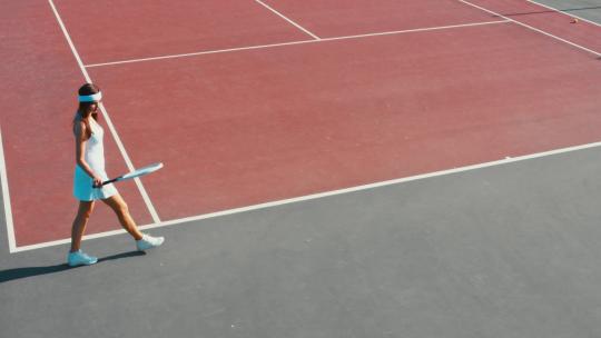 网球 公园运动女孩