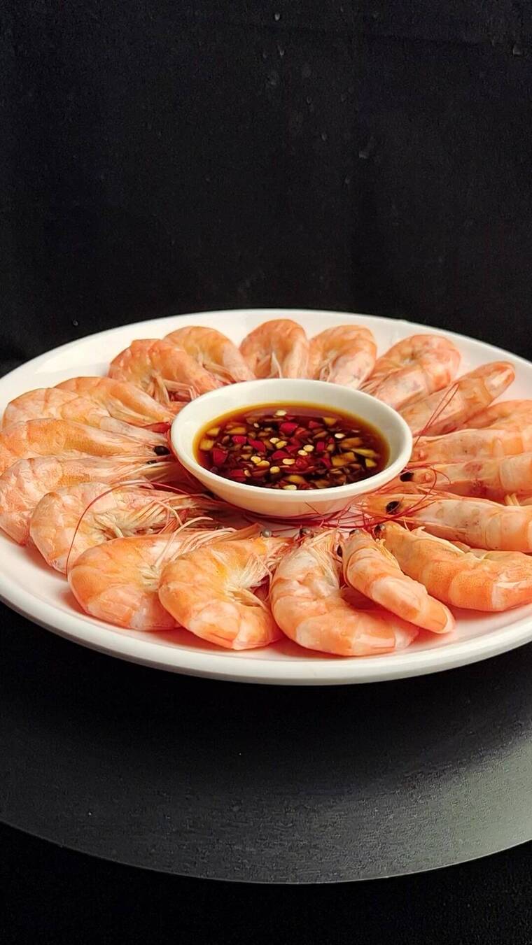 白灼虾美食口味虾4k旋转展示