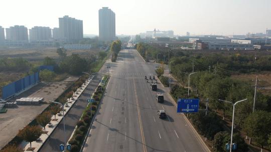 4K公安警察航拍警车巡逻巡查