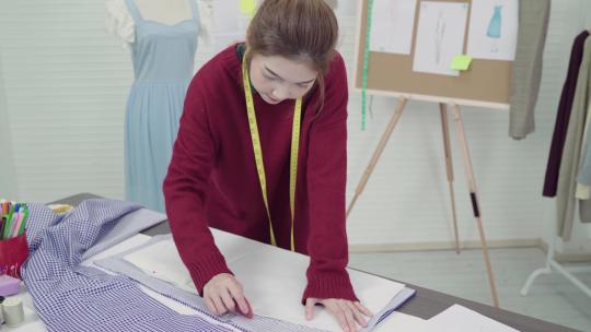 服装设计裁缝布料