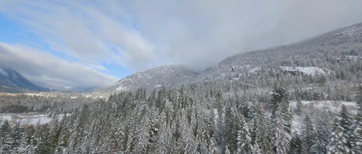 冬季森林雪山穿越机航拍
