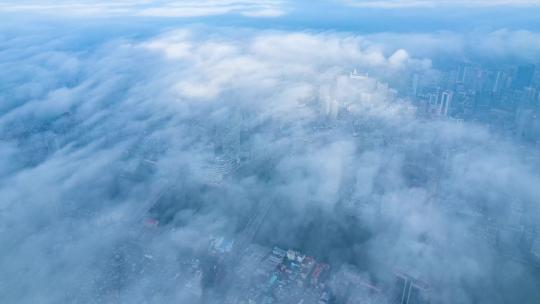 广州珠江城市建筑群天空平流云雾航拍延时