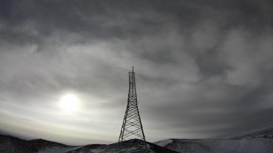 4K5200米雪山顶输电铁塔组立大延时1机位15