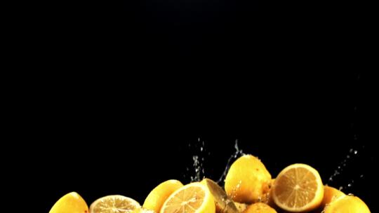 柠檬入水-水果-切水果-果汁-饮料-柠檬