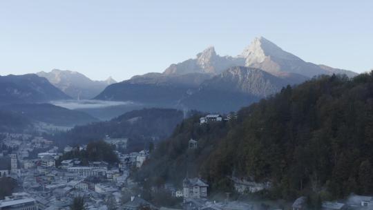 贝希特斯加登雾蒙蒙的早晨|巴伐利亚|4K

DJI Mavic 2 Pro，23.976fps。

D-LOG-非常适合colou
