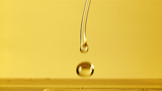 油唯美食用油菜籽油植物油倒油视频素材模板下载
