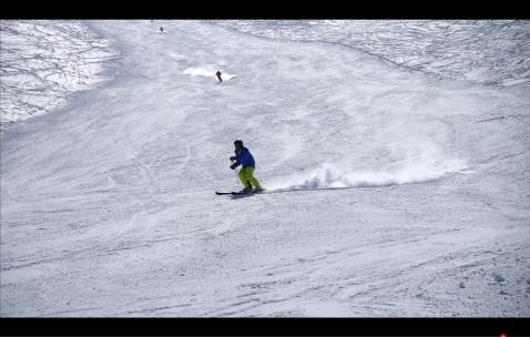 滑雪慢镜头