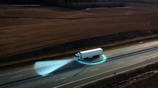 无人驾驶卡车扫描道路4K