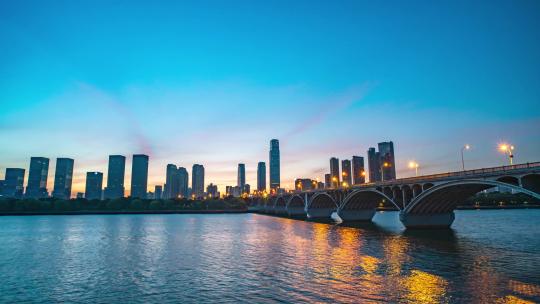 湖南长沙市橘子洲大桥日出延时摄影