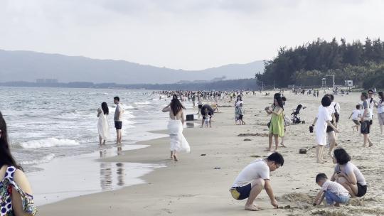 三亚海边沙滩度假旅游景区视频素材模板下载
