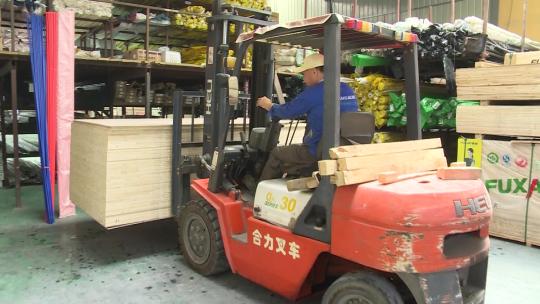 1331 叉车 物流仓库