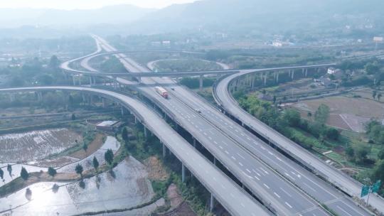 田边的高速公路，高速互通4K视频素材模板下载