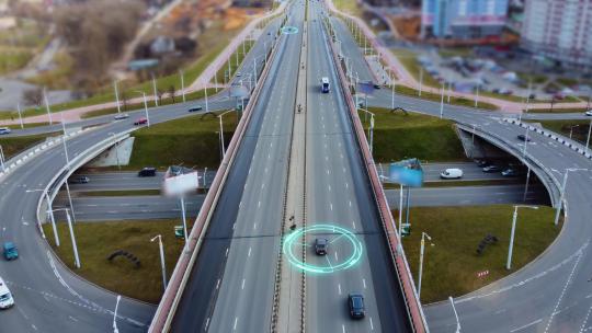 立交桥上自动驾驶汽车无人驾驶4K视频素材模板下载
