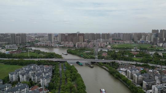 航拍江苏无锡京杭运河蓉湖大桥视频素材模板下载