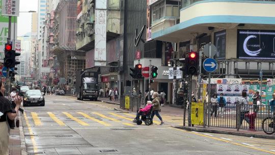 香港旺角白天十字路口