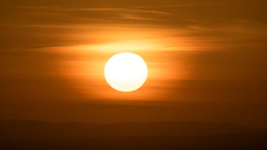 日出延时摄影太阳升起东方红