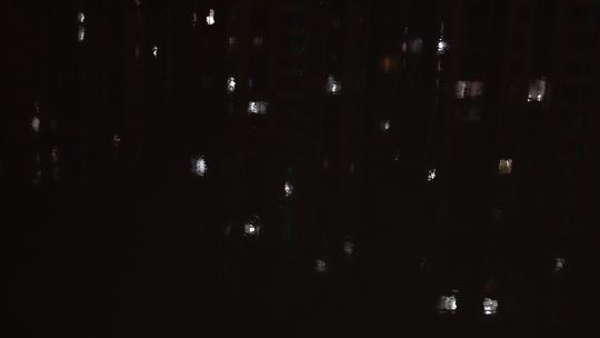 4K城市小区夜景水面倒影空镜
