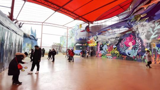 水族馆海洋世界人群实拍
