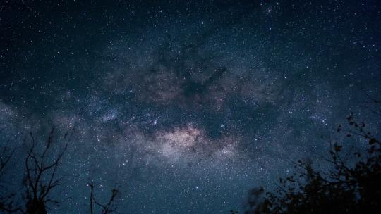 银河系夜间天体摄影