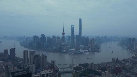 上海外滩凌晨日出雾霾大雾延时清晨视频素材模板下载
