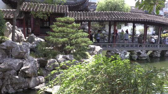 上海豫园中的水廊