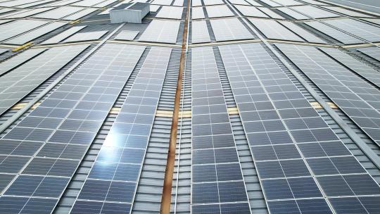 分布式屋顶光伏太阳能发电站视频素材模板下载