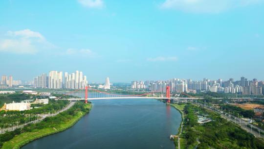 南宁邕江良庆大桥风景 一条大河穿流而过
