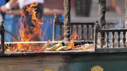 佛教寺庙烧香香火