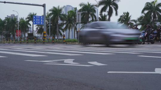 延时拍摄斑马线交通路口海口钟楼