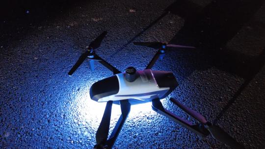 跨年夜晚无人机秀表演飞机特写实拍视频