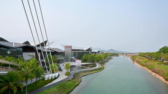 海南省三亚市三亚国际免税城廊桥风景