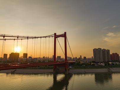 鹦鹉洲长江大桥日出航拍环绕延时100_0272