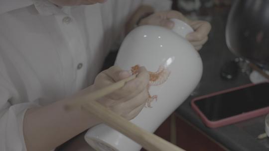 景德镇陶瓷手绘手艺人