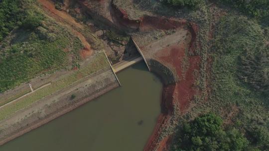 巴西的大坝和干涸的河流