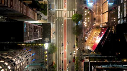 巴西圣保罗市中心保利斯塔大道的俯视图。商务办公室