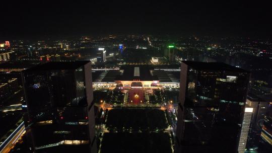 郑州绿地双子塔郑州东站夜景航拍