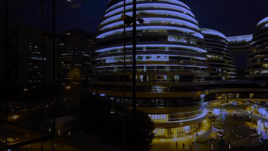 北京朝阳银河SOHO现代城夜景延时拍摄