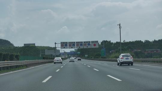 高速公路行车视觉拍摄视频素材模板下载